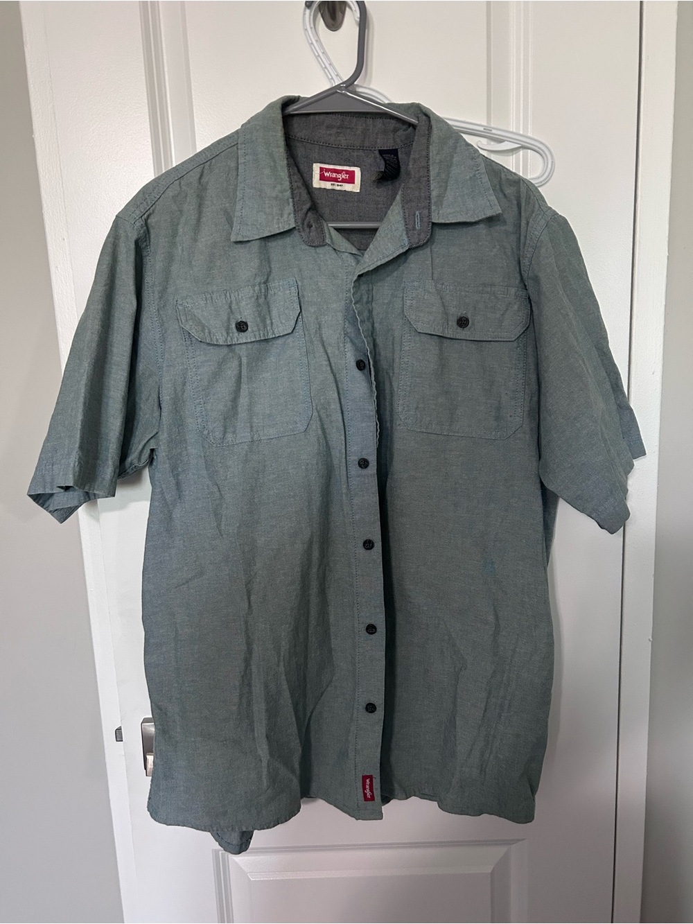 Wrangler Men’s Short-Sleeve Button-Up Shirt - blue/green